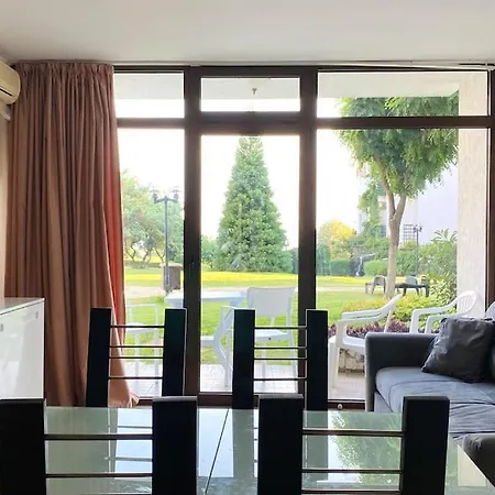 Apartello⊛com Diamond - Private Near Marina Dinevi In Апартхотел 4*