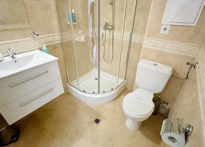 Apartello⊛com Diamond - Private Near Marina Dinevi In Apartmanhotel